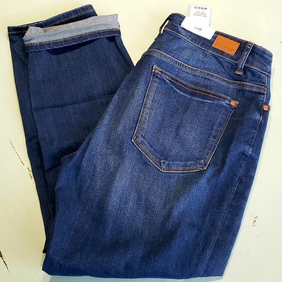 Judy Blue slim cut boyfriend jeans 16W - Picture 1 of 8